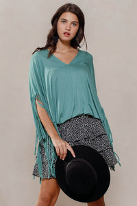 Solid Print Short Sleeves Fringe Poncho