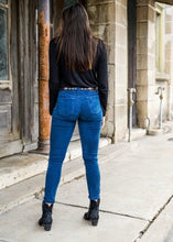 Load image into Gallery viewer, MID RISE SKINNY CORDUROY PANTS