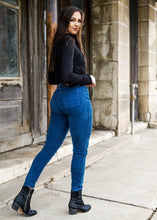 Load image into Gallery viewer, MID RISE SKINNY CORDUROY PANTS