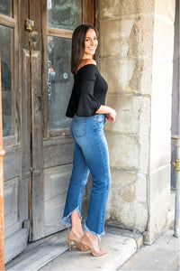 Mid-Wash High-Rise Frayed Relaxed Fit Denim Jeans