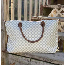Load image into Gallery viewer, Checkered Weekender