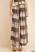 Load image into Gallery viewer, SOFT STRIPE TIE DYE RAYON FABRIC SMOCK WAIST PANTS