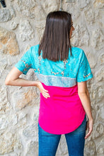 Load image into Gallery viewer, TURQUOISE LEOPARD COLOR BLOCKED T-SHIRT W/SEQUIN STRIPE