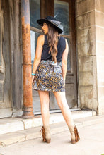 Load image into Gallery viewer, LEOPARD SEQUINS MINI SKIRT