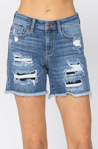 Mid-Rise Regular Wash Patch Cut-Off Shorts