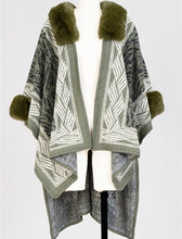 Load image into Gallery viewer, Fashion Faux Fur Trim Cape