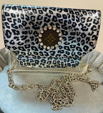 Load image into Gallery viewer, Black and Silver Cheetah Clear Crossbody 2 in 1