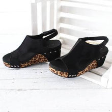 Load image into Gallery viewer, Black/Leopard Wedge Shoes