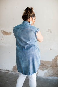 MID WASH DENIM BUTTON DOWN TUNIC