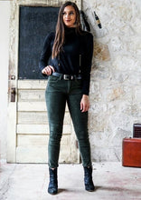 Load image into Gallery viewer, MID RISE SKINNY CORDUROY PANTS