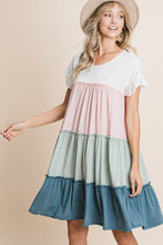 Load image into Gallery viewer, BLUSH COLOR BLOCK DRESS
