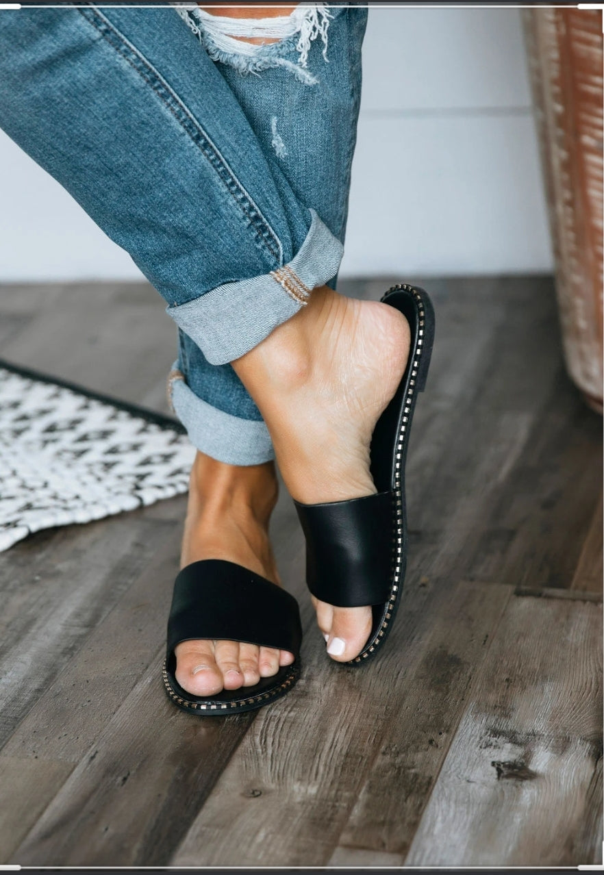 Black Slip On Flat Sandal