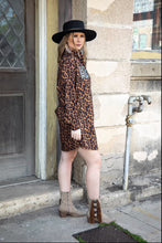Load image into Gallery viewer, LEOPARD ROSE GOLD BUTTON DOWN DRESS WITH SEQUIN POCKETS