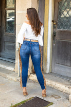 Load image into Gallery viewer, HIGH RISE DARK-WASH SKINNY DENIM W/ CAMEL SUEDE FRINGE